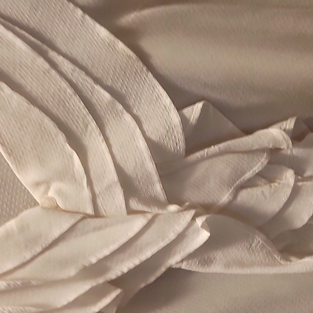 Matty M Cream Ruffled Blouse - Picture 2 of 6